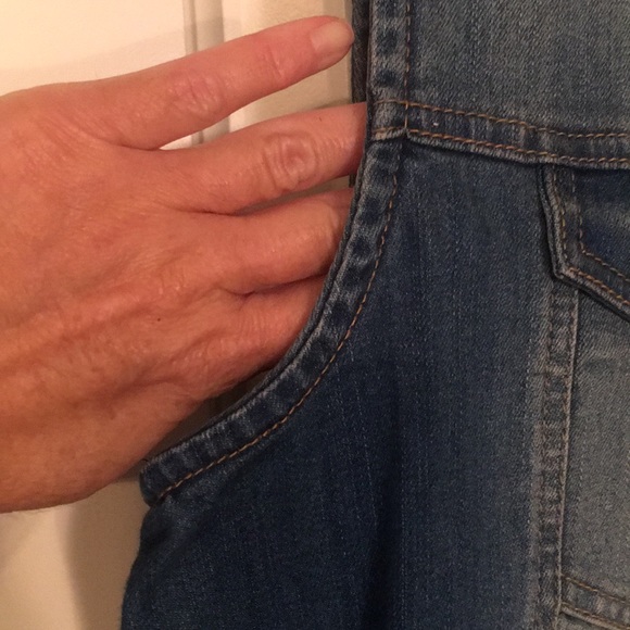 Wrangler, sleeveless, denim jacket - Picture 5 of 8